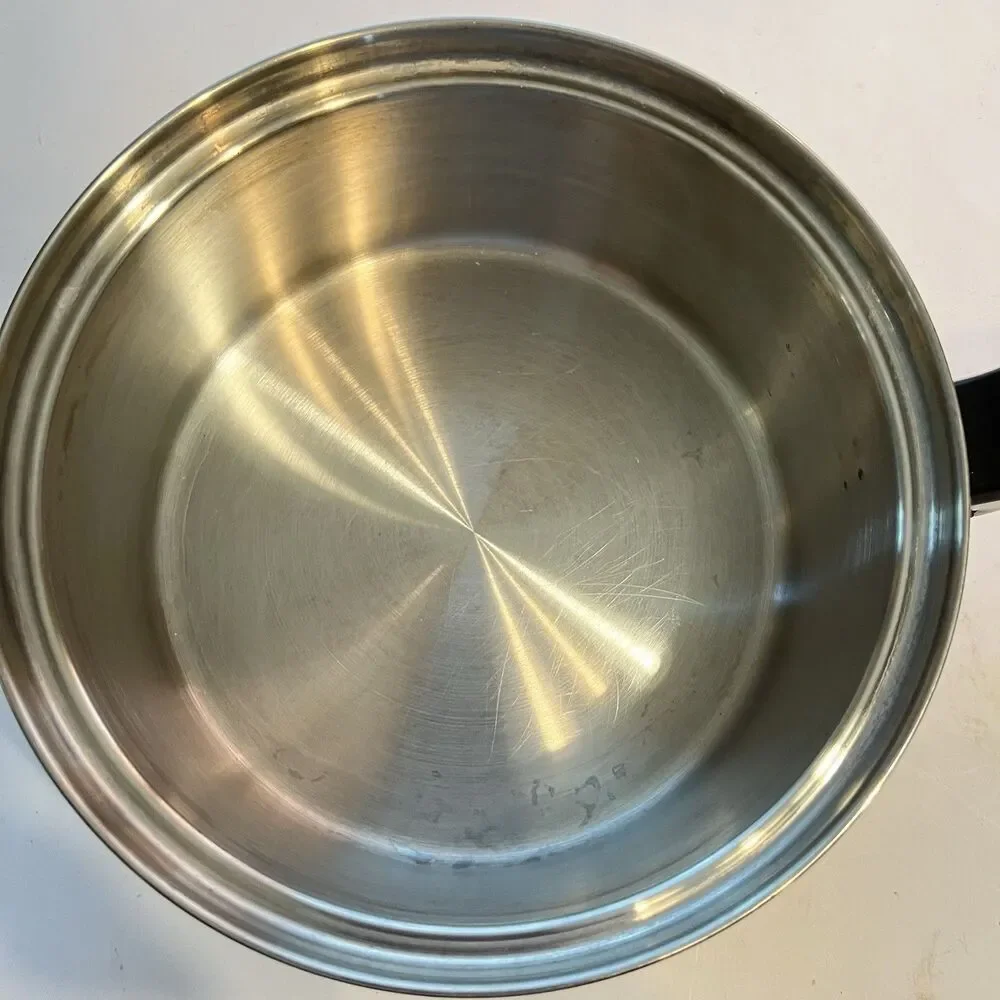 Royal Prestige 7 Ply SS Titanium Silver Alloy Copper 2 Quart Sauce Pan 7.5” &Lid